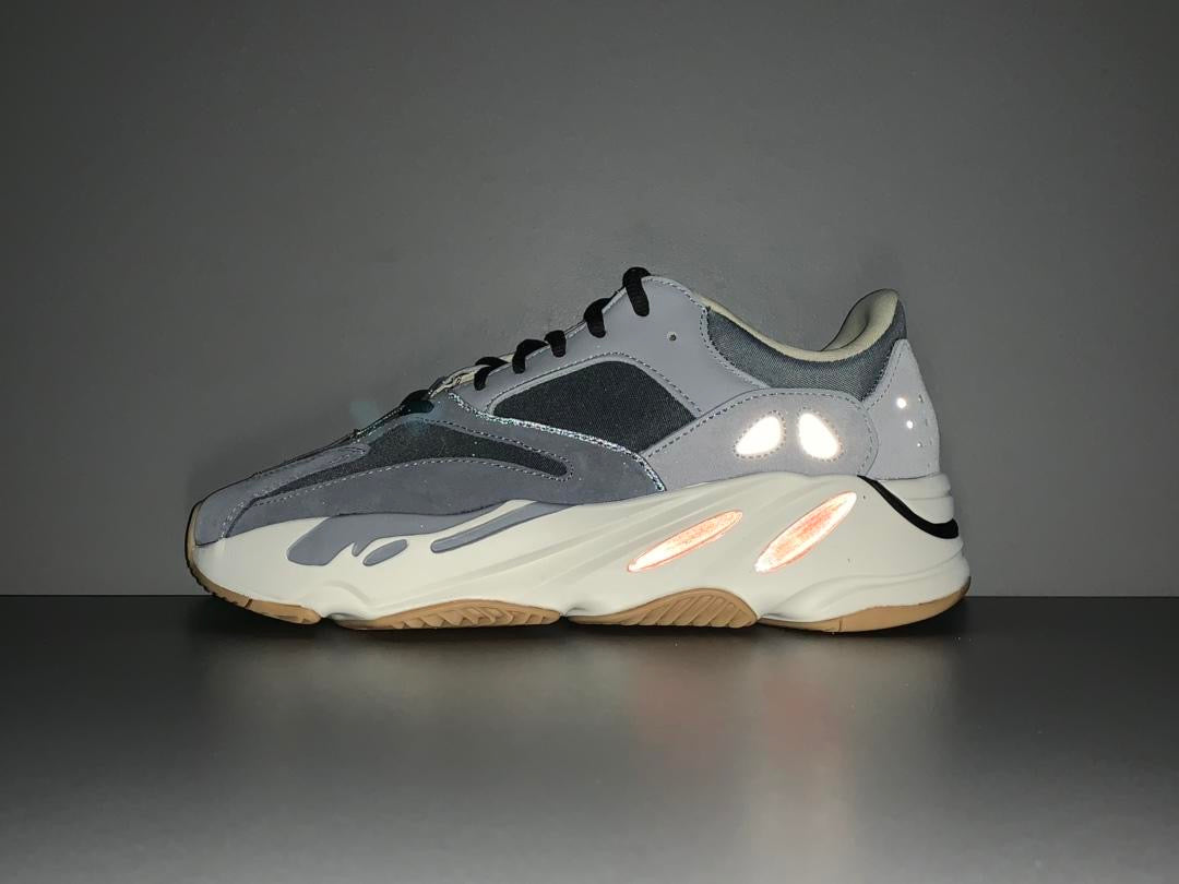 Yeezy Boost 700 'Magnet'