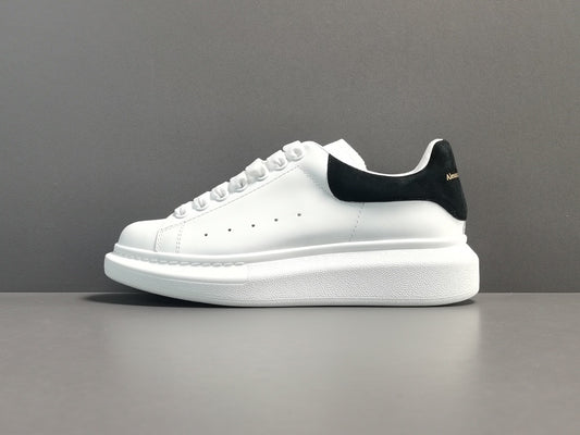 Oversized Sneaker White/Black