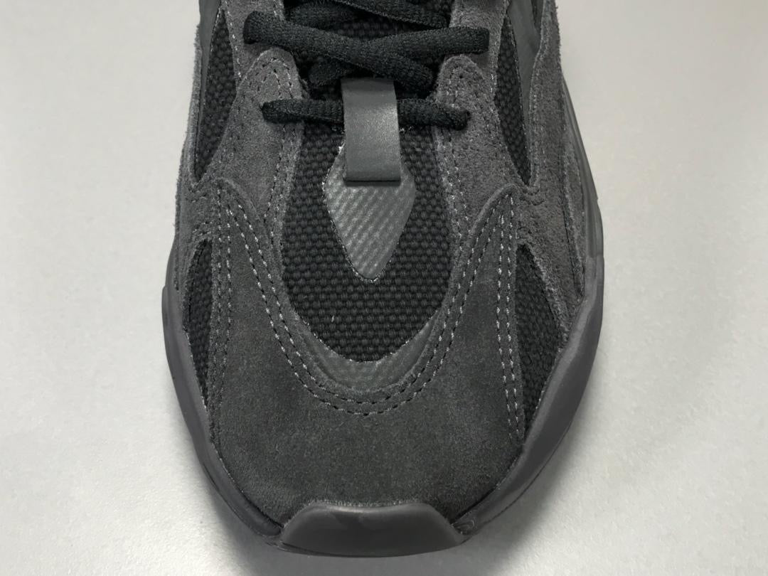 Yeezy Boost 700 V2 Vanta